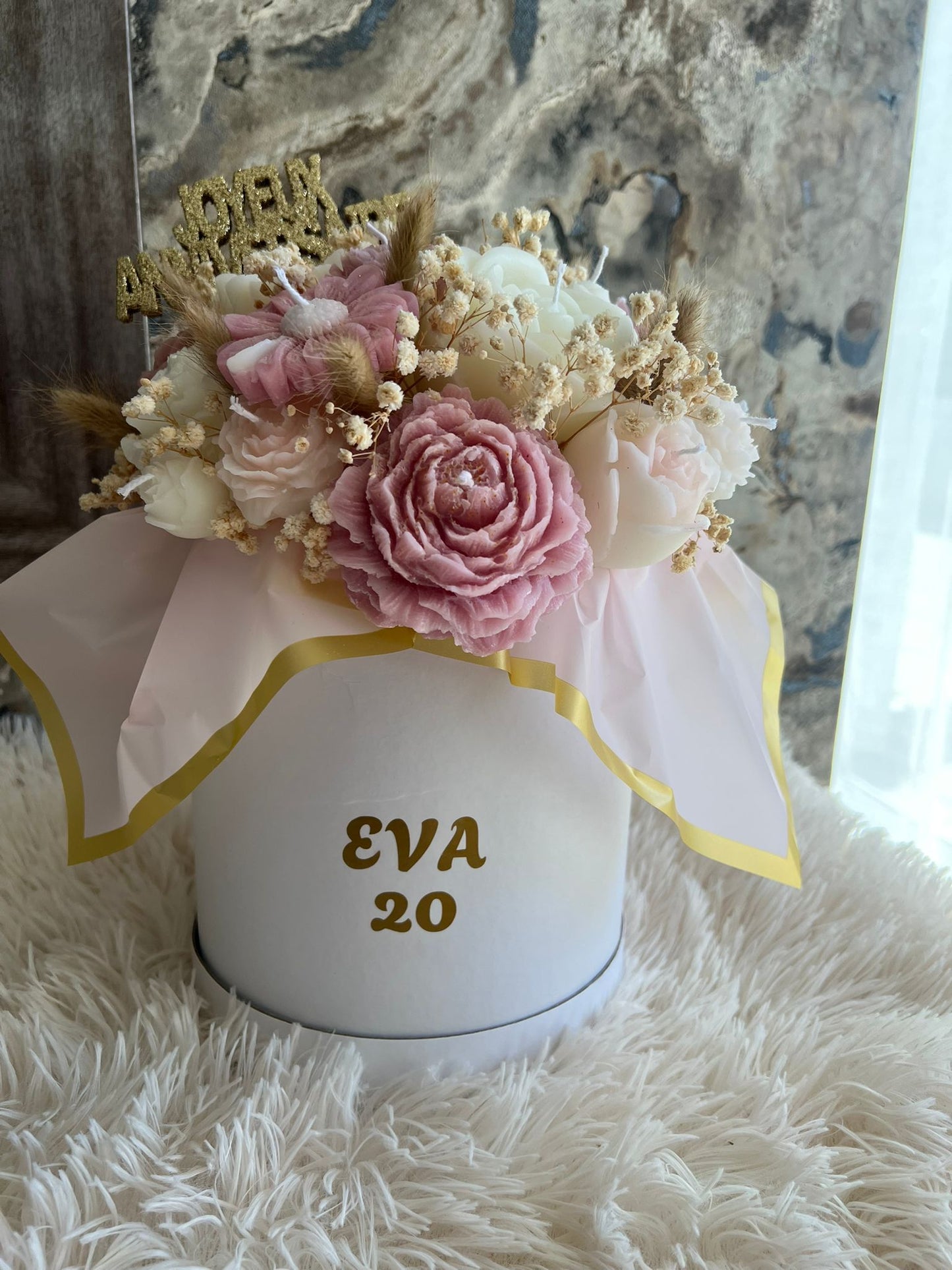 Box Fleurs en Cire Parfumée – Grand Format (Anniversaire) Personnalisée